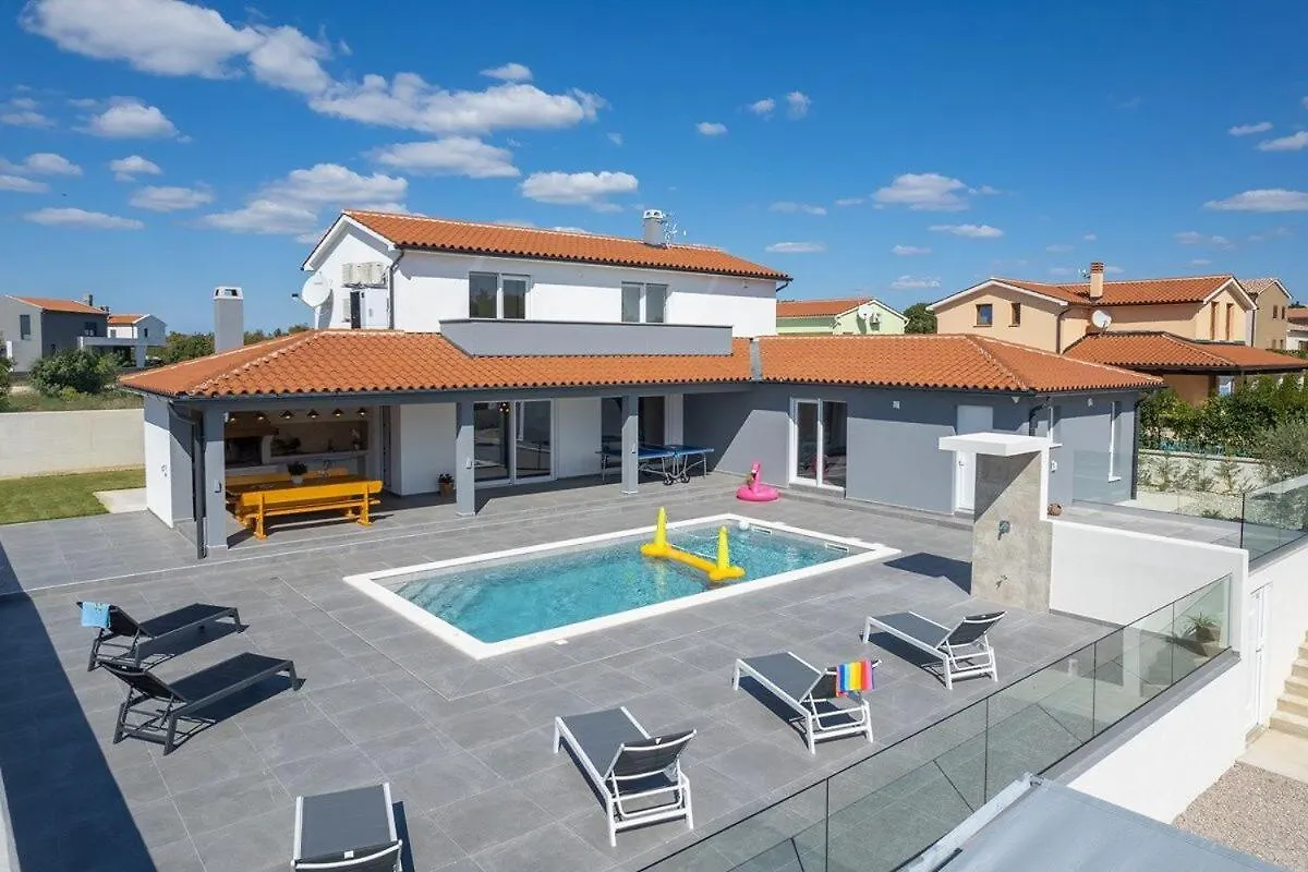 Villa Franco Svetvinčenat 0*,  Croacia