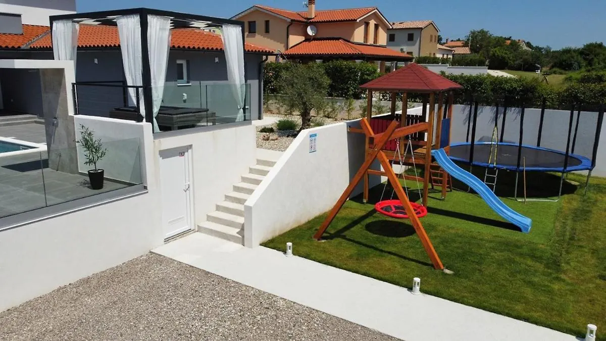Villa Franco Svetvincenat 0*,